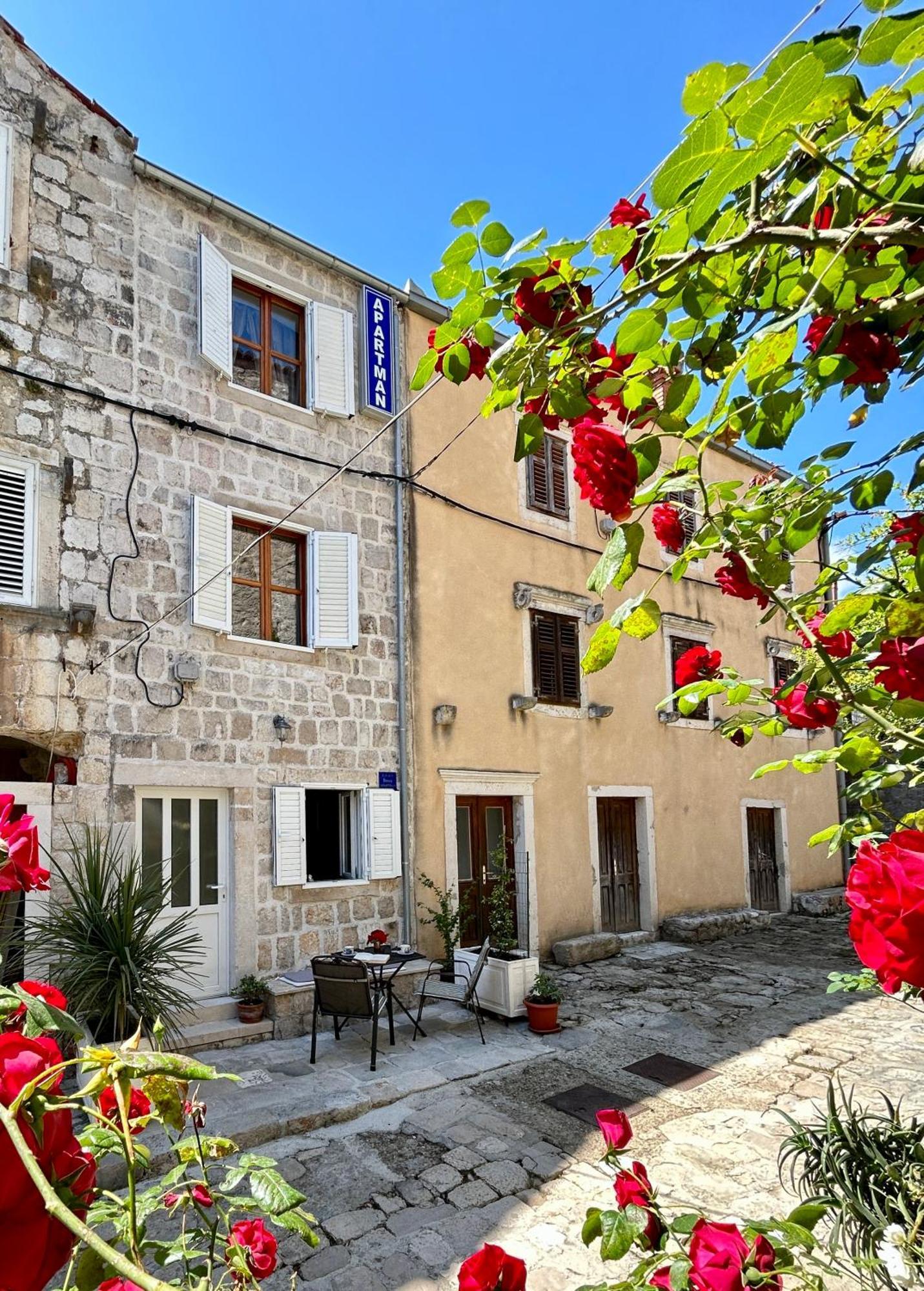 Apartment Stara Kuca Mali Ston Exterior foto