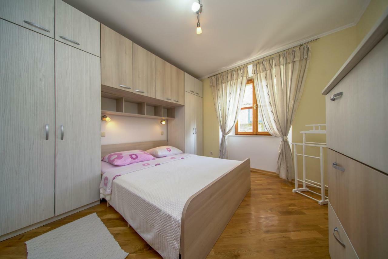 Apartment Stara Kuca Mali Ston Exterior foto